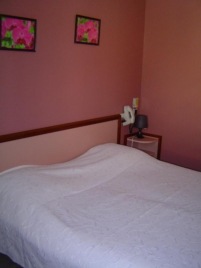 Le Magiot Hotel Montliot-et-Courcelles Ngoại thất bức ảnh
