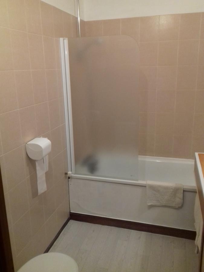 Le Magiot Hotel Montliot-et-Courcelles Ngoại thất bức ảnh